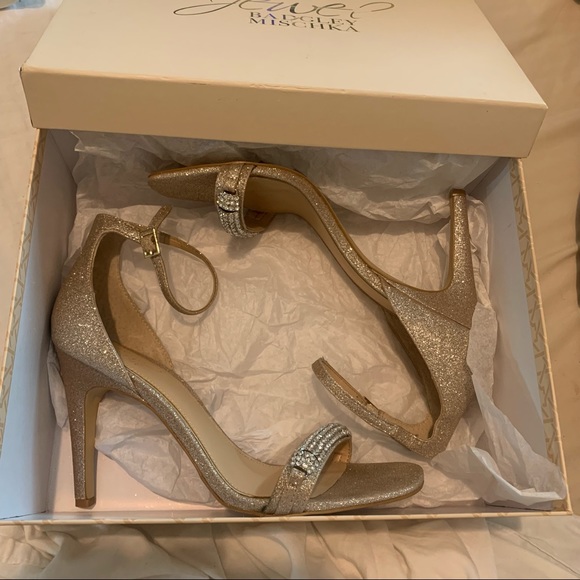 BADGLEY MISCKA - Picture 6 of 7